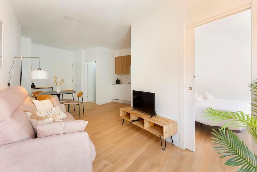 Apartamentos Aptio Oviedo Bagian luar foto
