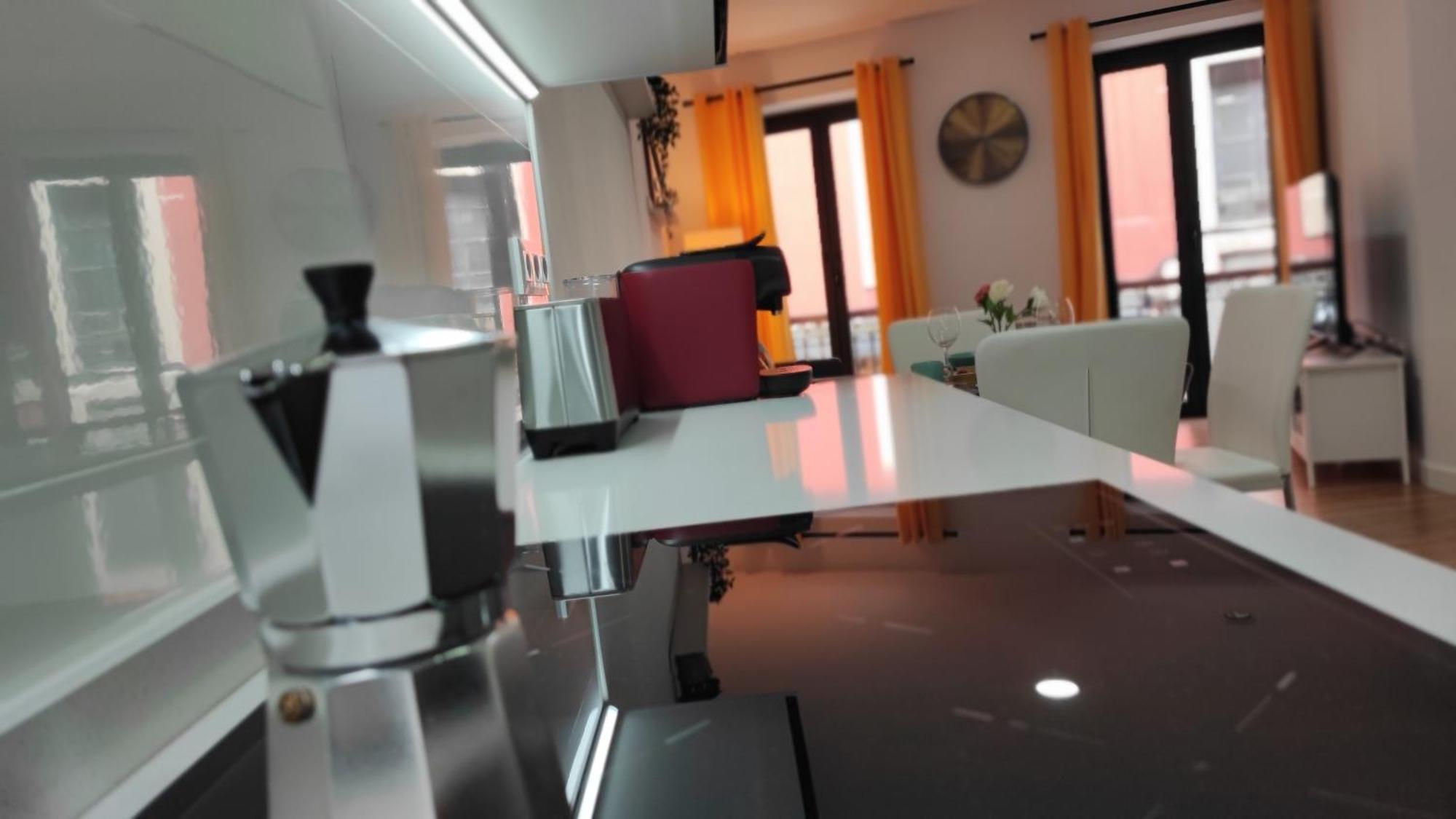 Apartamentos Aptio Oviedo Bagian luar foto