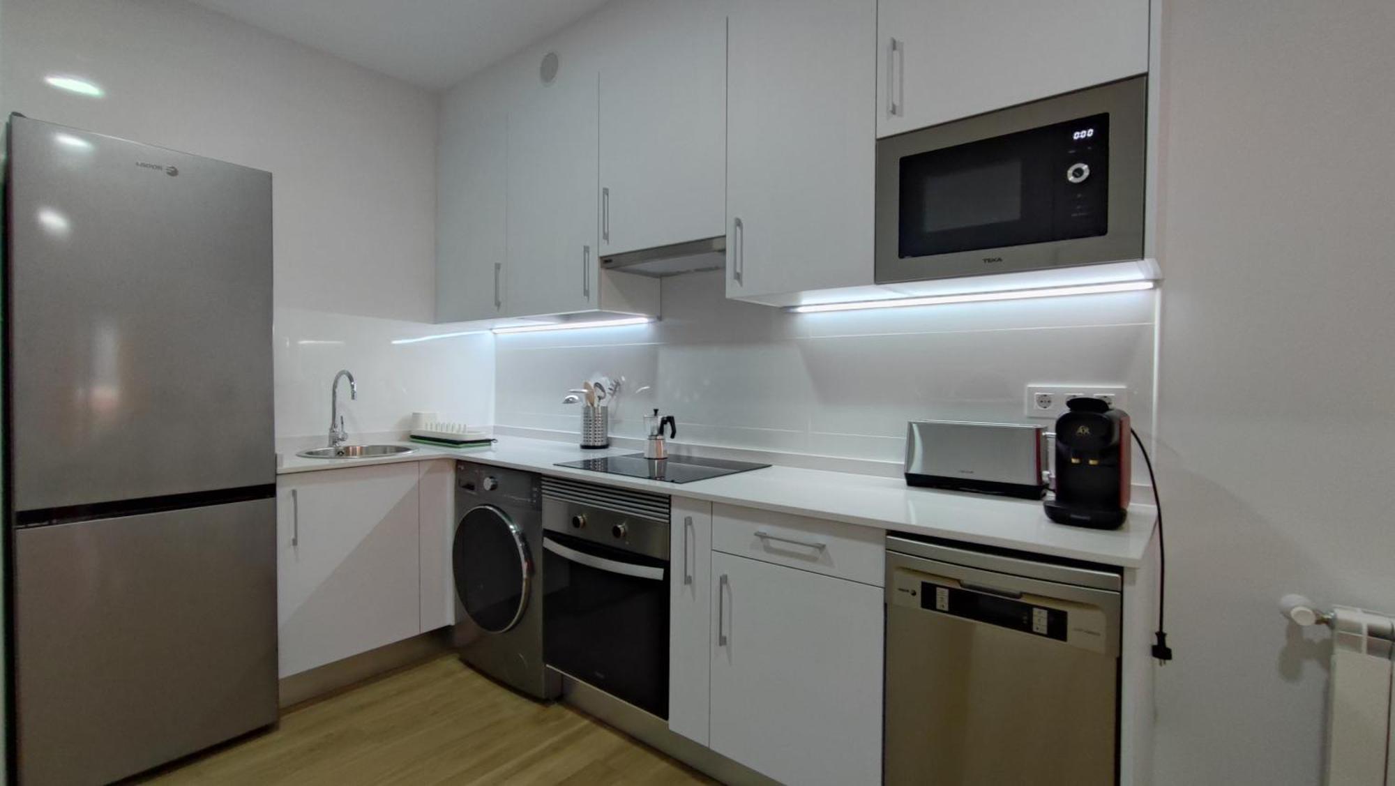 Apartamentos Aptio Oviedo Bagian luar foto