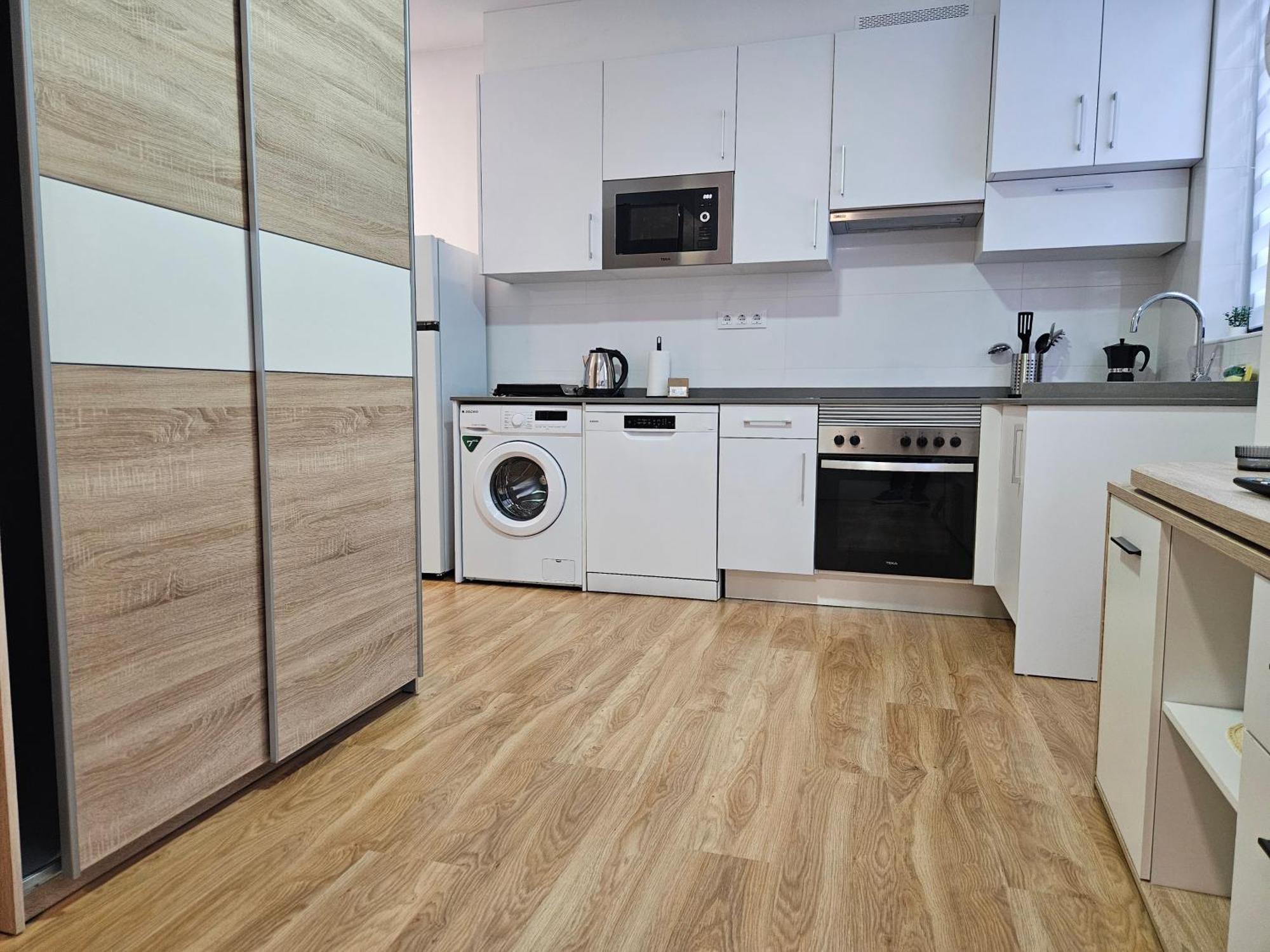 Apartamentos Aptio Oviedo Bagian luar foto