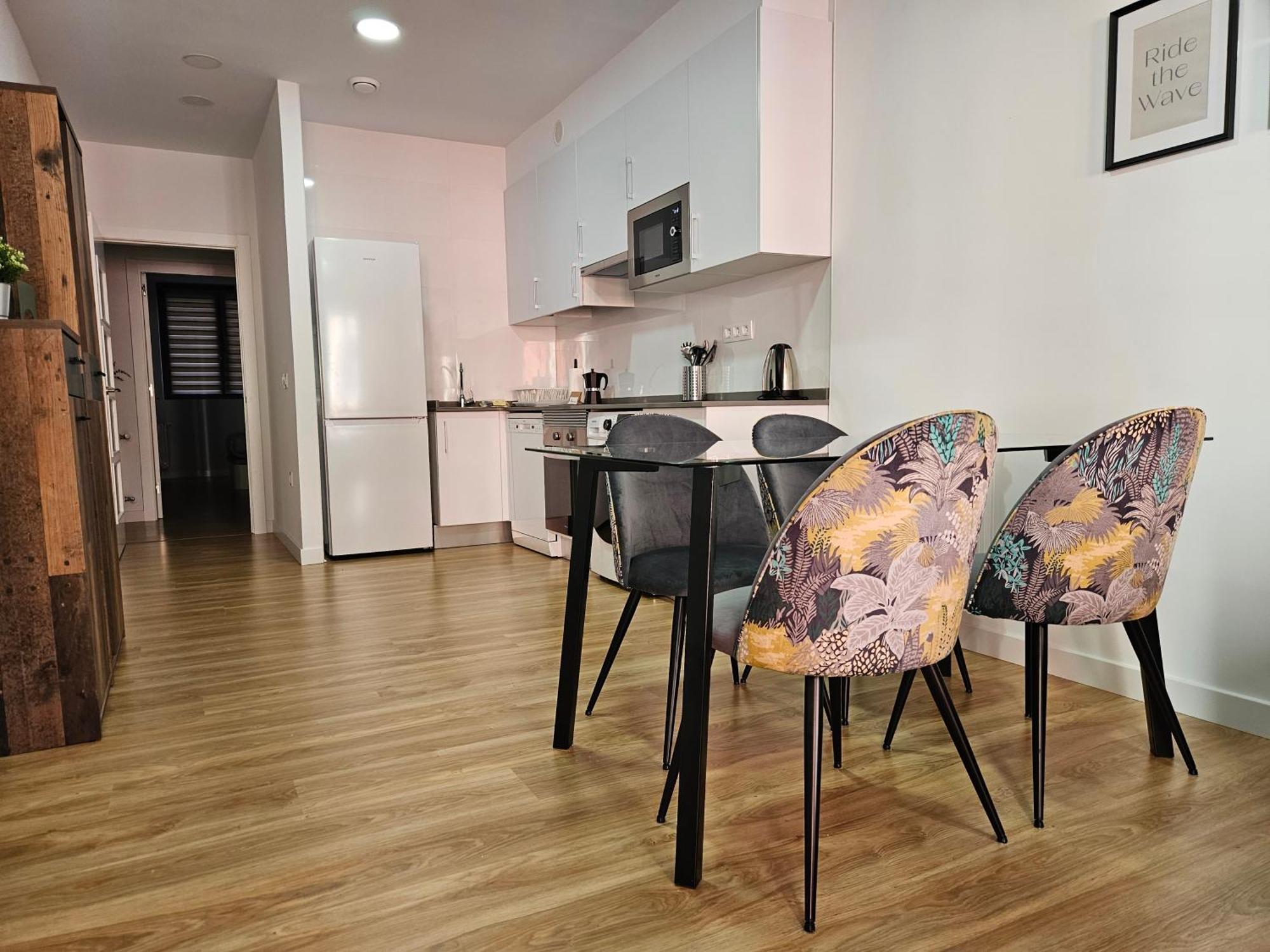Apartamentos Aptio Oviedo Bagian luar foto