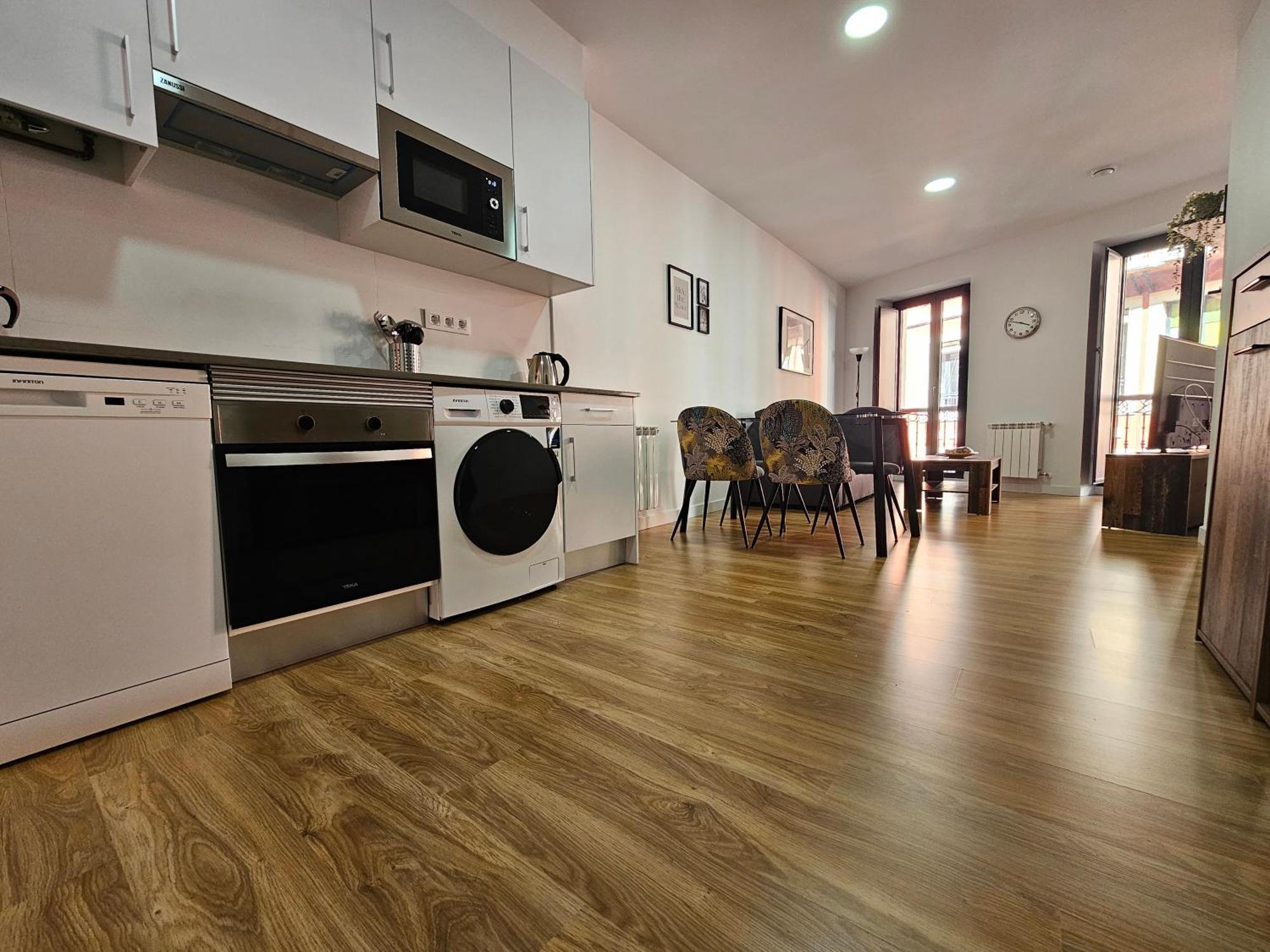 Apartamentos Aptio Oviedo Bagian luar foto