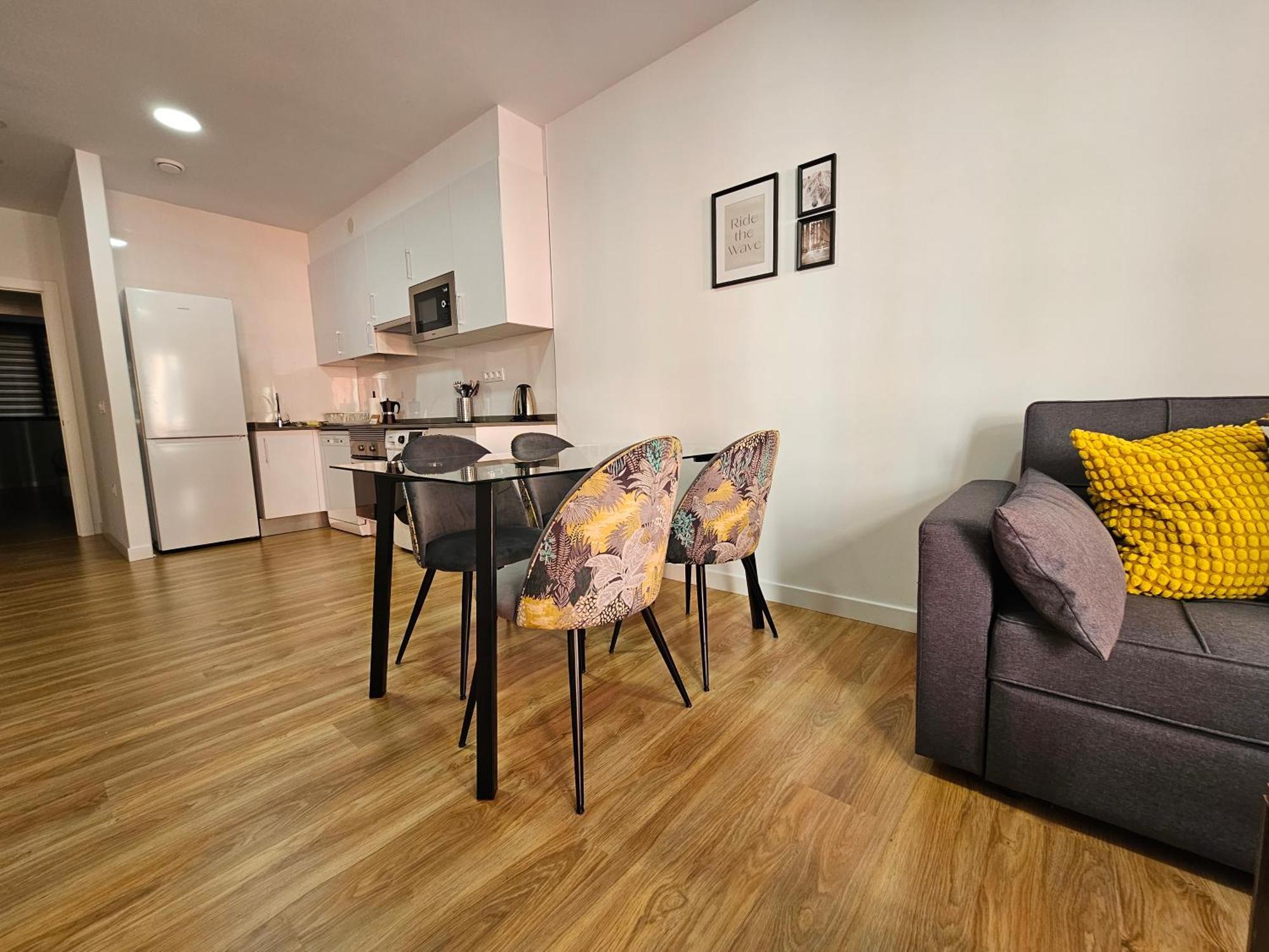Apartamentos Aptio Oviedo Bagian luar foto