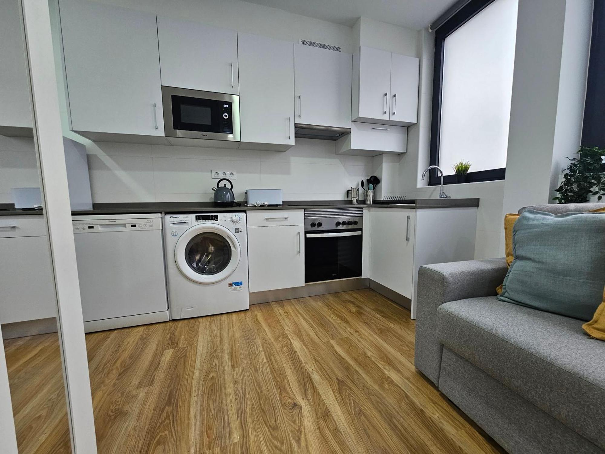 Apartamentos Aptio Oviedo Bagian luar foto