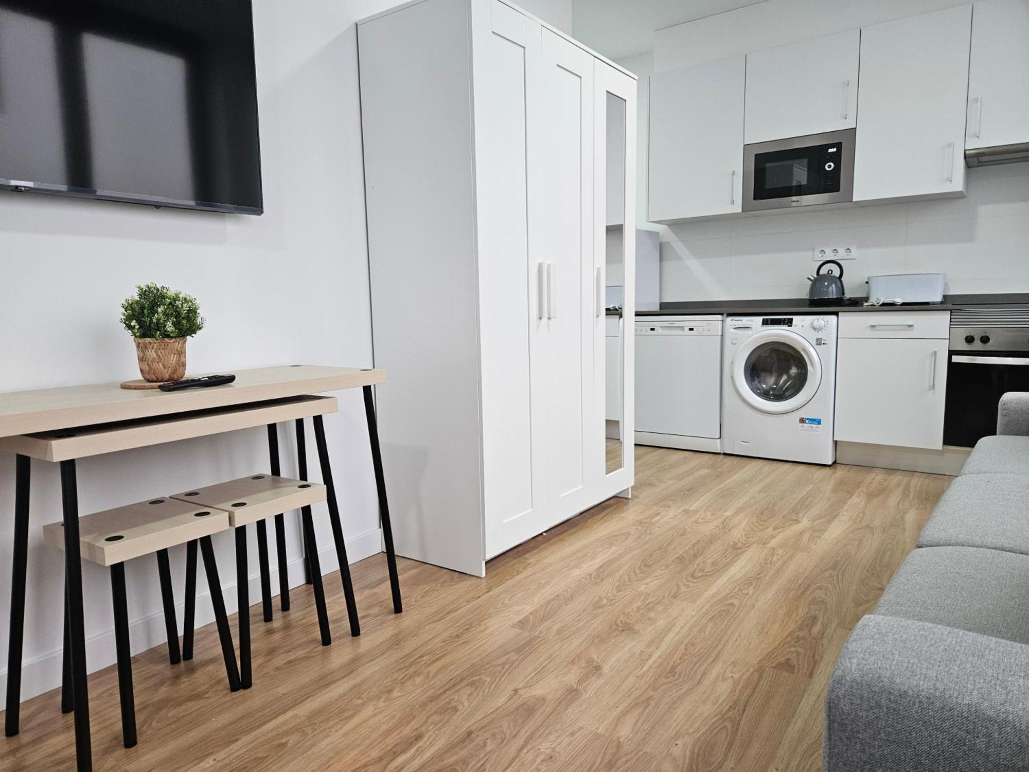 Apartamentos Aptio Oviedo Bagian luar foto