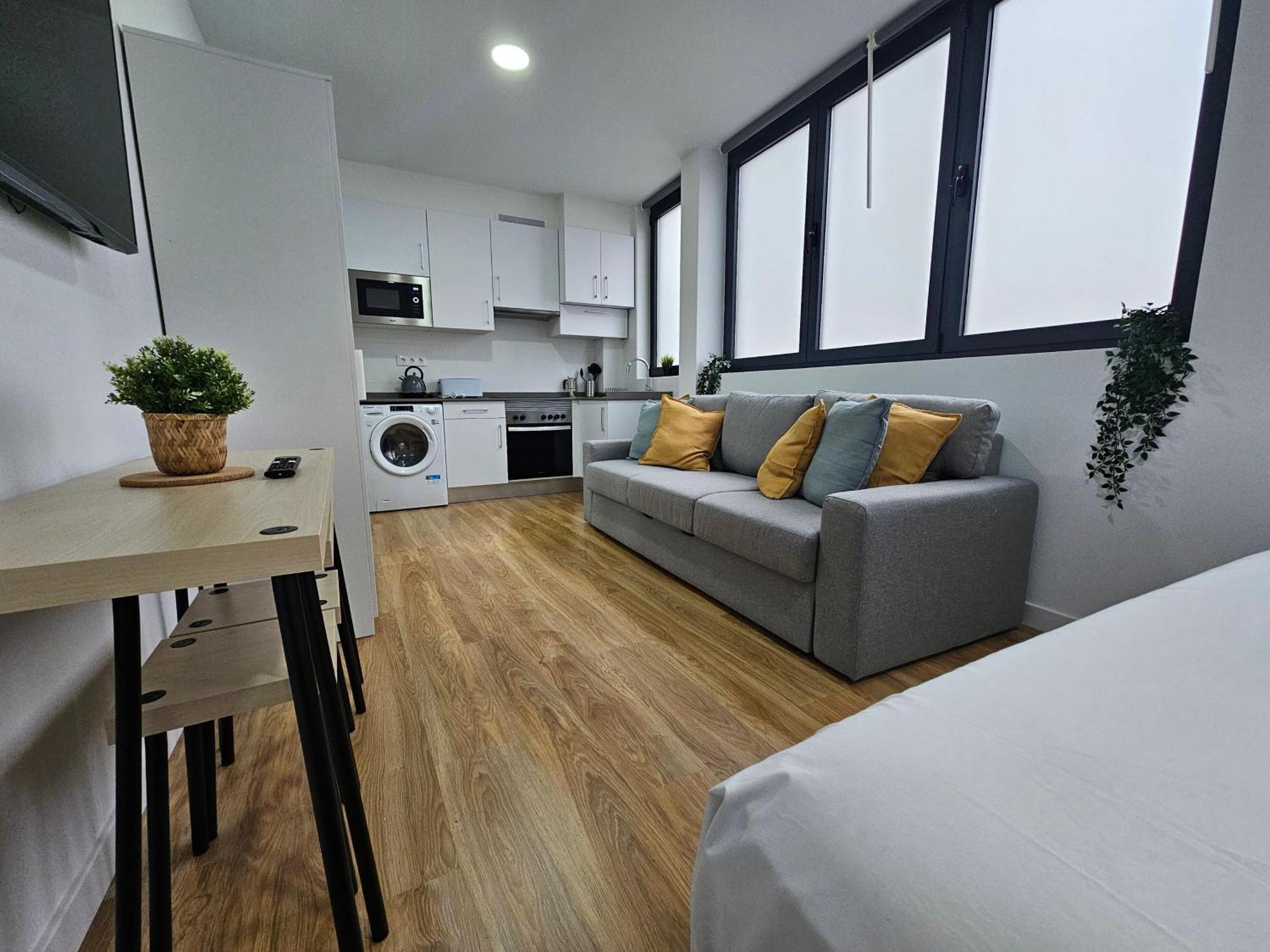 Apartamentos Aptio Oviedo Bagian luar foto